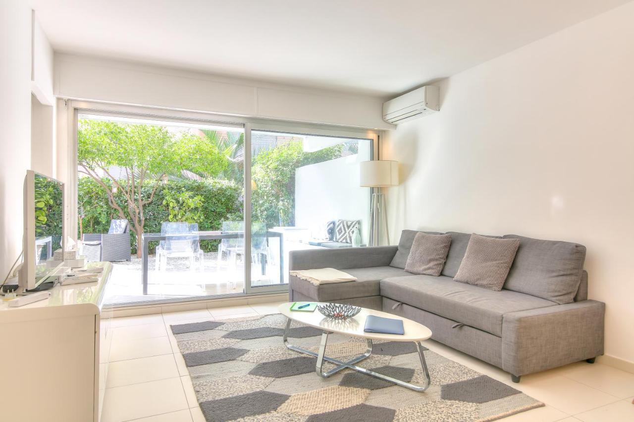 Rocamare Apartment ม็องตง ภายนอก รูปภาพ